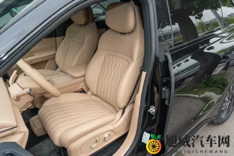 豪华SUV该选性能还是选舒适?2025款星纪元ET给出了答案-2