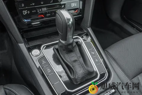 大众CC猎装车,提供两种动力可选,哪款更值得买?-3