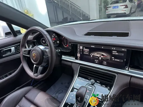 478万，入手行政级座驾，17款保时捷Panamera-3