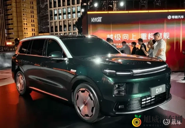 触手 伸进美女 里面的游戏：未来驾驶新体验：沉浸式汽车科技革新之旅-2