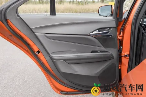 2023款凯迪拉克CT4这几个配置，到底该怎么选才不出错？-1