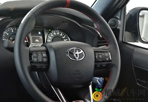 裸体男生的隐私秘 网站：揭秘网络裸照隐私泄露事件网站-3