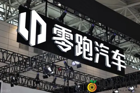 零跑Lafa5不再定义用户年龄，只要心态正确60、80、00后都是用户-2