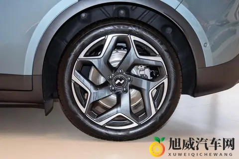 740km续航+119度电耗！乐道L60：让Model Y倍感压力的优选-3