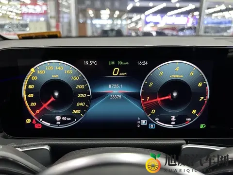 17万多拿下大奔!22款GLB,家用奶爸的新选择?-1