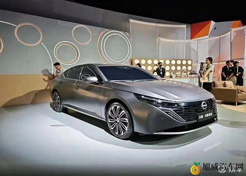 云樱拿枪自谓：枪声响起，云中樱花独自言志-1