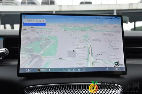 预售35万起&综合续航里程1602km 小鹏X9增程版实车到店-1