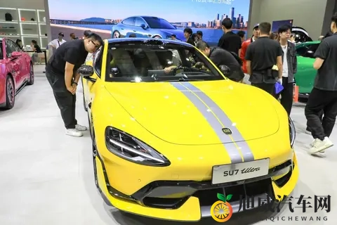 小米SU7街头起火,新能源汽车安全引深思-2