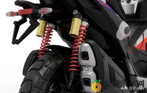 “全能跨界”欧系大踏板,阿普利亚 SR GT400 发布-1