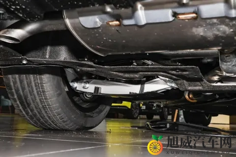 星纪元ES 2025款 增程版 Ultra四驱旗舰的均衡体验-3