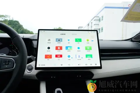 限时权益价1038万元起,外观小改动力增强,领克03产品力如何?-3