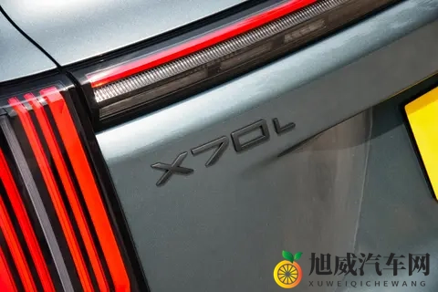 适合全家人的大七座SUV，满载7人跑高速，油耗不到7L-2