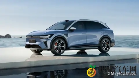 极氪7X焕新：2298万起，安全与性能的终极进化-3