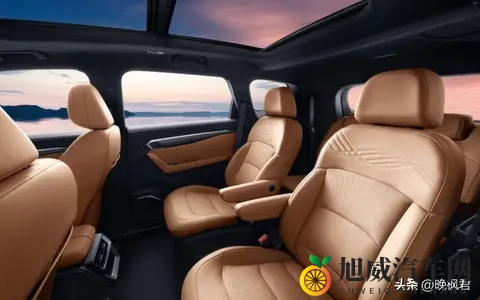 吉利新SUV冲销量,现款遇冷改配方,家庭刚需能救市?-3