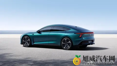 极越07二手车15万甩卖！万万没想到：倒闭前没火，倒闭后却火了-3