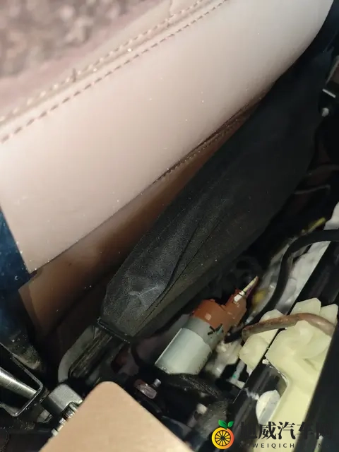 20多万拿下行政级座驾，20款奔驰E级还香吗？-1