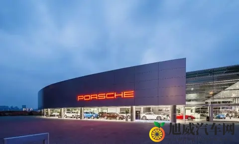 黑人 娇小 亚洲 硬：独特设计引关注，新潮流车型受热捧-3