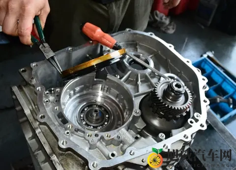 女高中打屁股被 网站╳在文库：汽车安全升级，绿色出行新潮流-2