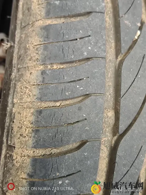 轮胎面磨损到什么程度就该换了?-2