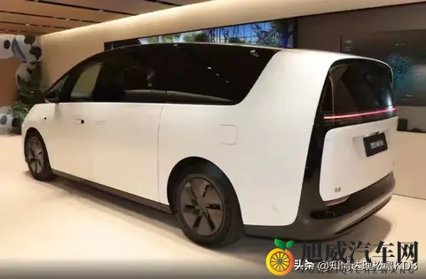 增程王者急转纯电：理想的冒险、挫败与破局-2