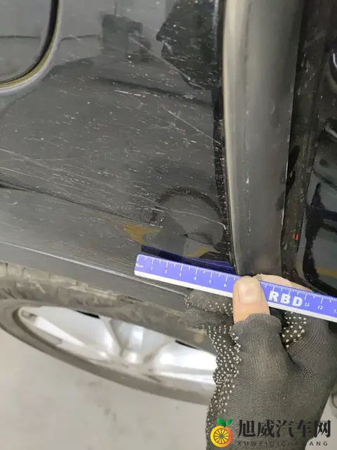 十年老友价!10万公里保时捷Cayenne,圆你豪车梦?-1