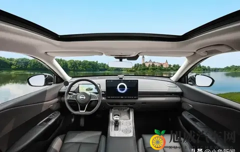 东风日产天籁鸿蒙：沙发厂拥抱智能，能行吗？-2