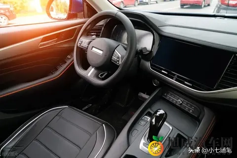 汽车天窗的用途：不止于“观景窗”的多维实用价值-2