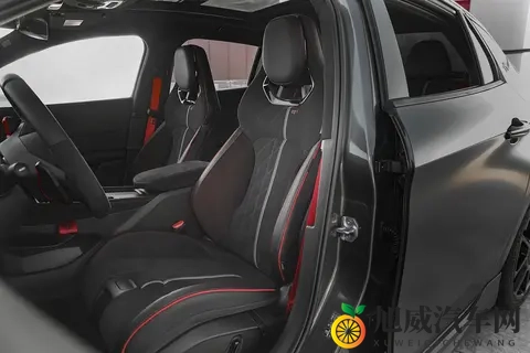 运动基因进阶，领克 03 2026 款 03+ 20TD 性能进阶版体验-3