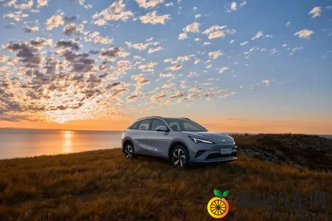 被忽略的细节！全新极狐阿尔法t5空间大比拼-1