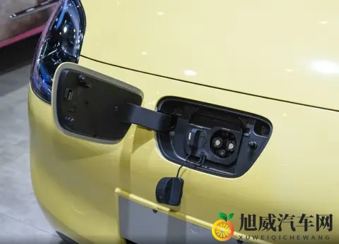 宏光MINIEV怎么买?放弃448万丐版,205公里续航,选508万顶配-3