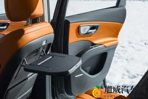 国产燃油中型SUV销冠换代，第五代瑞虎8预售1059万起！-2