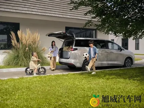 起售价仅为73万元，五菱星光730正式上市-2