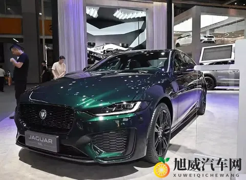 想花十几万买 “有面儿” 的车，看遍凯美瑞、天籁总觉得缺豪华感-1