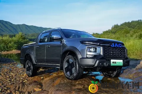 9月自动挡皮卡售8798辆，占比回落至4917%-3