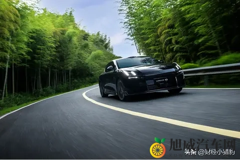 月销5077台背后，领克10 EM-P展现插混轿车界的新高度-2