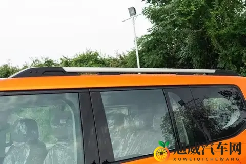 越野新选择！这款国产车，能当救命船用，还有华为鸿蒙系统-3