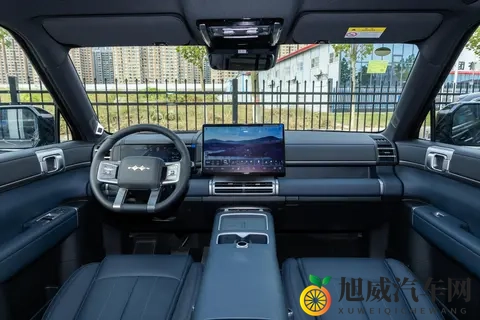 买得钛对了！这款SUV实用性太强了，全家出行都不用操心-2