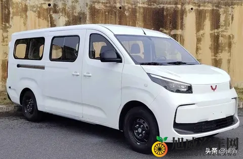 五菱扬光Pro亮相，设计反常却实用，城市生活新解法-3