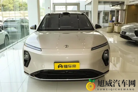 蔚来ET9：豪华与科技的碰撞，适合年轻人、商务人士和科技爱好者-3