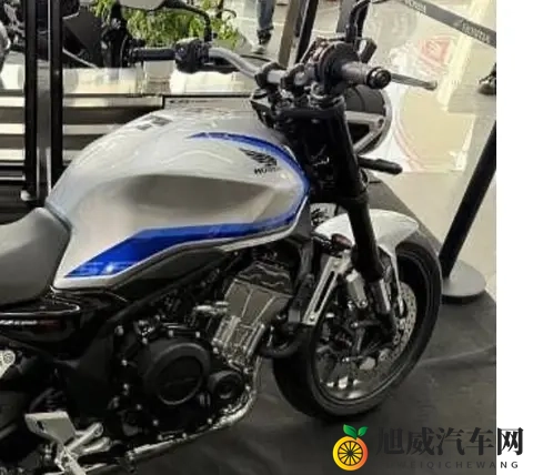 本田CB500SF到店实拍 4万级带电子离合 国产500级街车迎最强对手-1