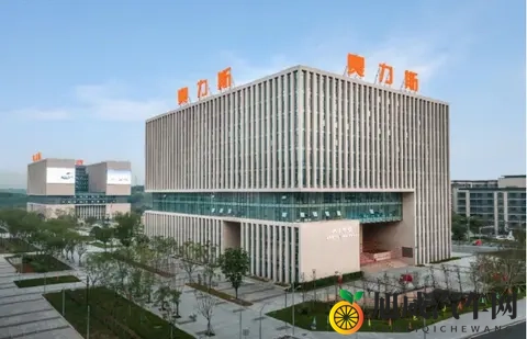 赛力斯港股上市首日破发，问界已经跌落神坛？-3