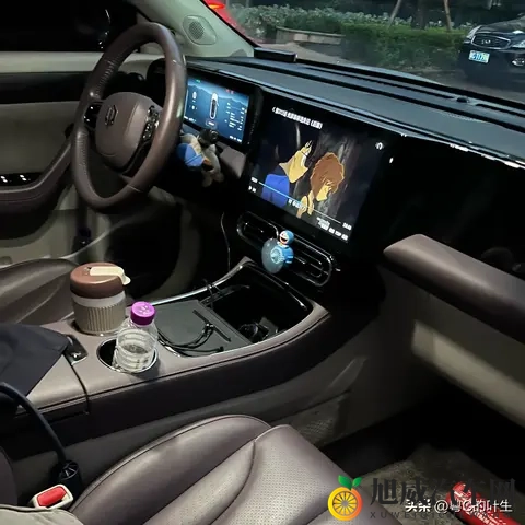 乱系列140章肉艳1一12：《第140卷情色篇章，第一章至十二章概览》-1