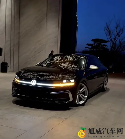 迈腾B9亮相，按键回归引热议，传统车还能这样玩？-2