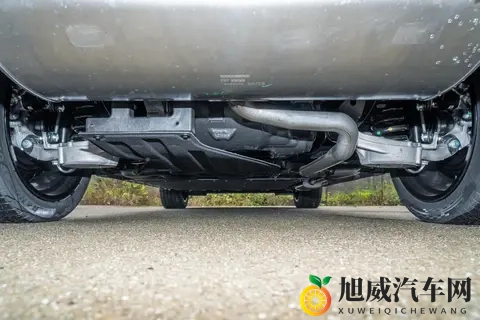 东风奕派2026款eπ008增程超阔版五座：家庭用车优选-2