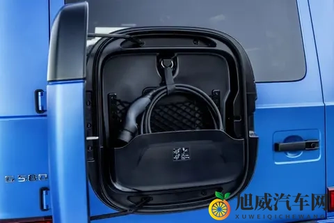 婷婷五月天丁香：五月花开婷婷立，丁香香气醉人心-2