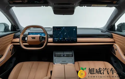 10万出头插混对决：吉利银河星耀8 vs 比亚迪秦L多方位对比-1