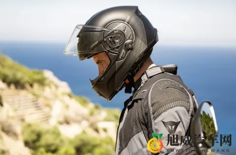 新部品  整合耳机和头盔技术，Cardo新推全新智能头盔-3