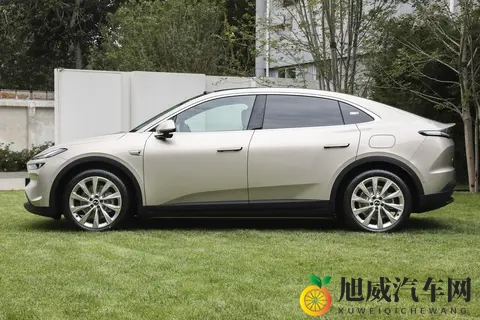 2025款乐道L60长续航版试驾感受：续航够用，补能不愁，保值无忧-3