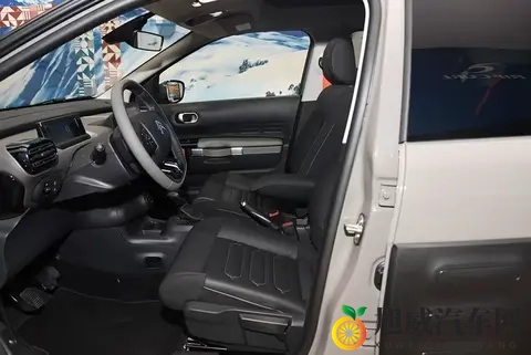 EO羿欧：1198万起的合资纯电SUV，到底是超值还是套路？-3