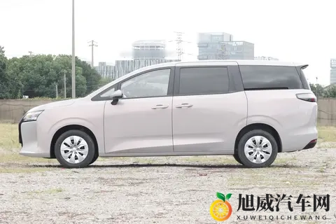 10万级MPV,五菱星光730:大空间+三动力,家庭出行真香之选!-3